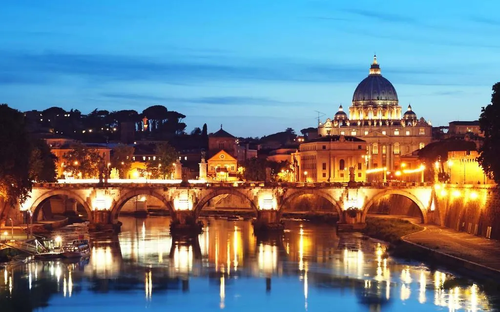 Saint Peter Holiday Roma 0*,  Italia